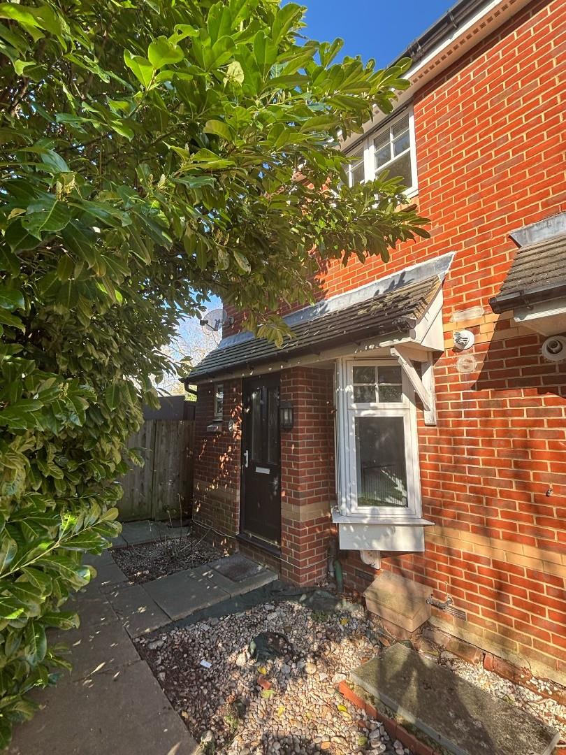 Iris Walk, Edgware